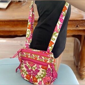 Vera Bradley Lilli Bell Little Hipster Boho Pink Adjustable Crossbody Bag